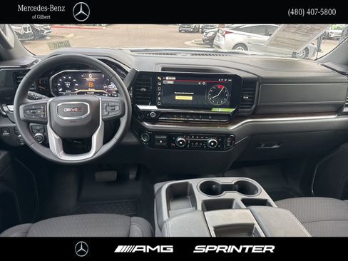 Used 2025 GMC Sierra 1500 Elevation image 23