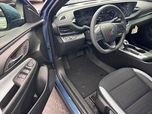 New 2026 Buick Envista Preferred image 17