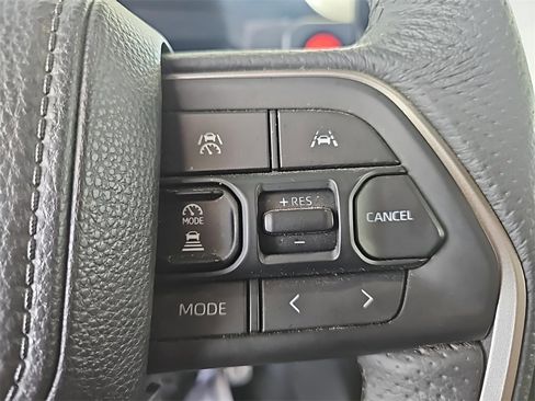 Used 2025 Toyota Tacoma 4x4 Double Cab Hybrid image 31