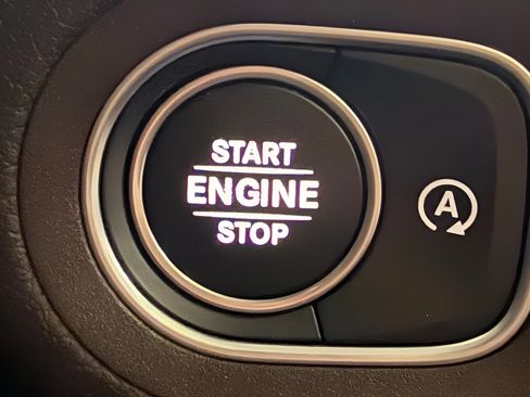 Used 2022 Mercedes-Benz GLS 450 4MATIC image 22