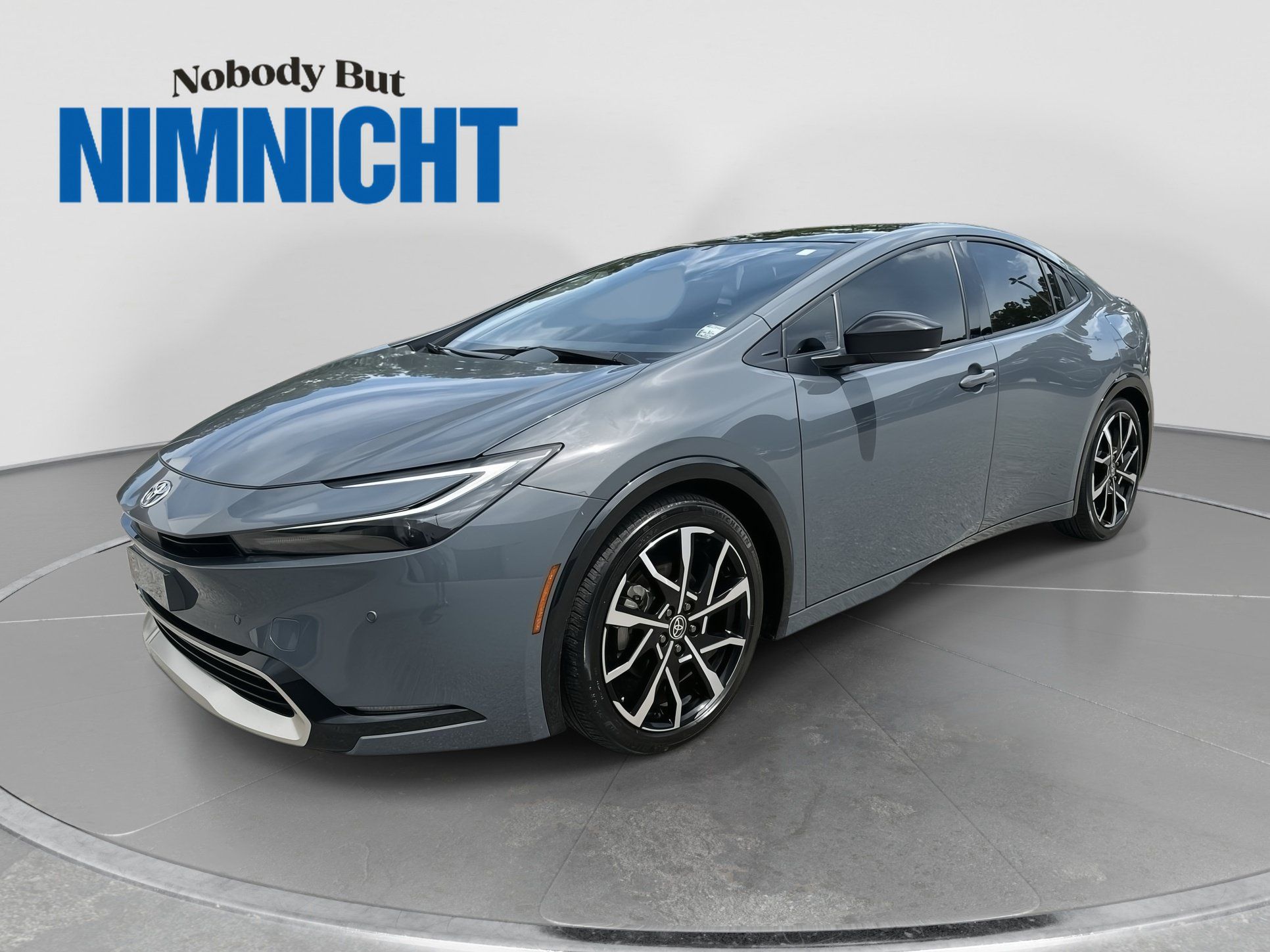 Used 2025 Toyota Prius Plug-In Hybrid FWD image 1