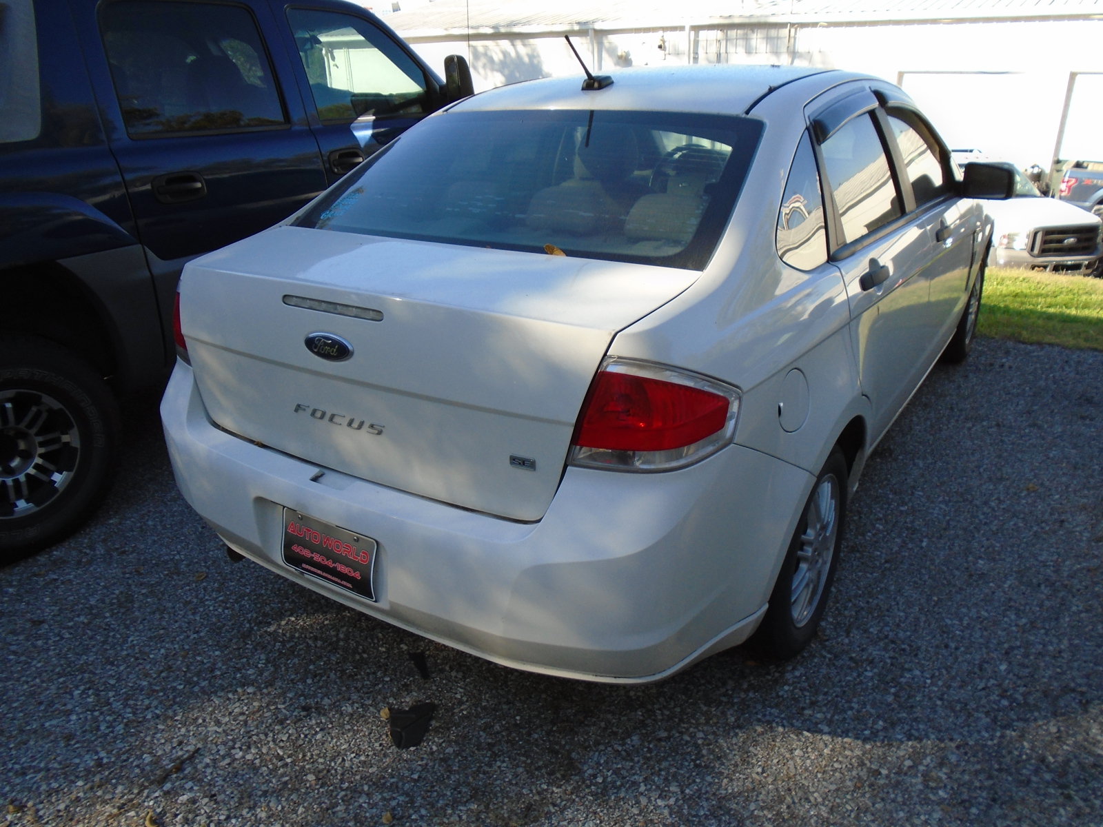 Used 2011 Ford Focus SE w/ 201A Rapid Spec Order Code FWD image 4