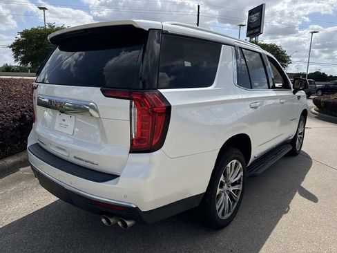 Used 2021 GMC Yukon Denali AWD/4WD image 7