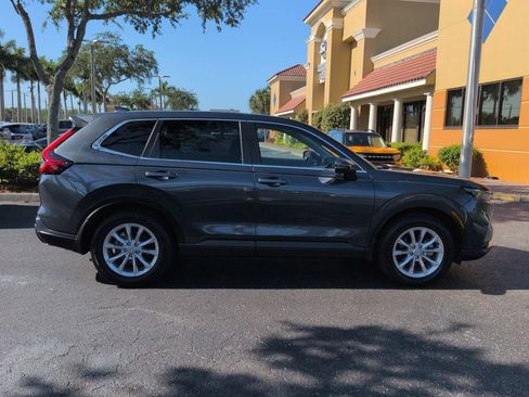 Used 2024 Honda CR-V EX-L image 3