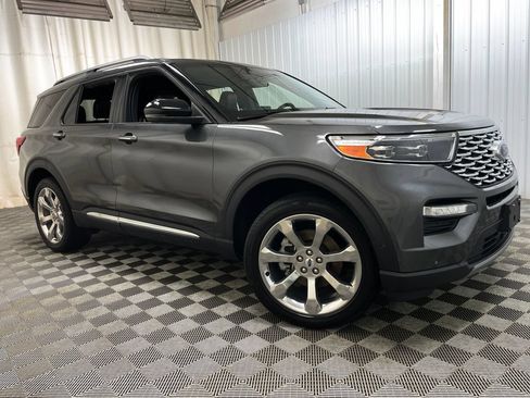 Used 2020 Ford Explorer Platinum w/ Premium Technology Package AWD/4WD image 53