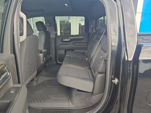 Certified 2023 Chevrolet Silverado 1500 LT AWD/4WD image 17