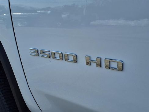 New 2026 Chevrolet Silverado 3500 W/T image 9