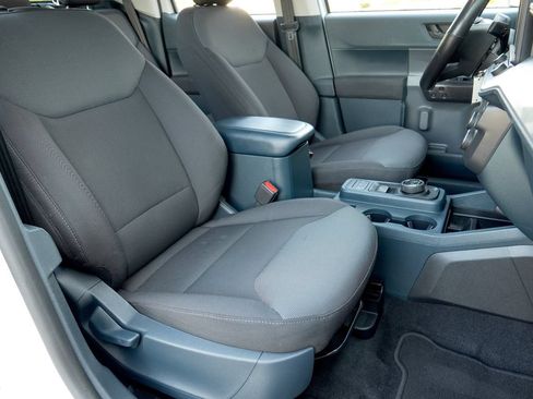 Used 2023 Ford Maverick XL FWD image 8