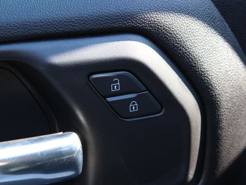 New 2025 GMC Sierra 2500 Pro w/ Convenience Package image 7