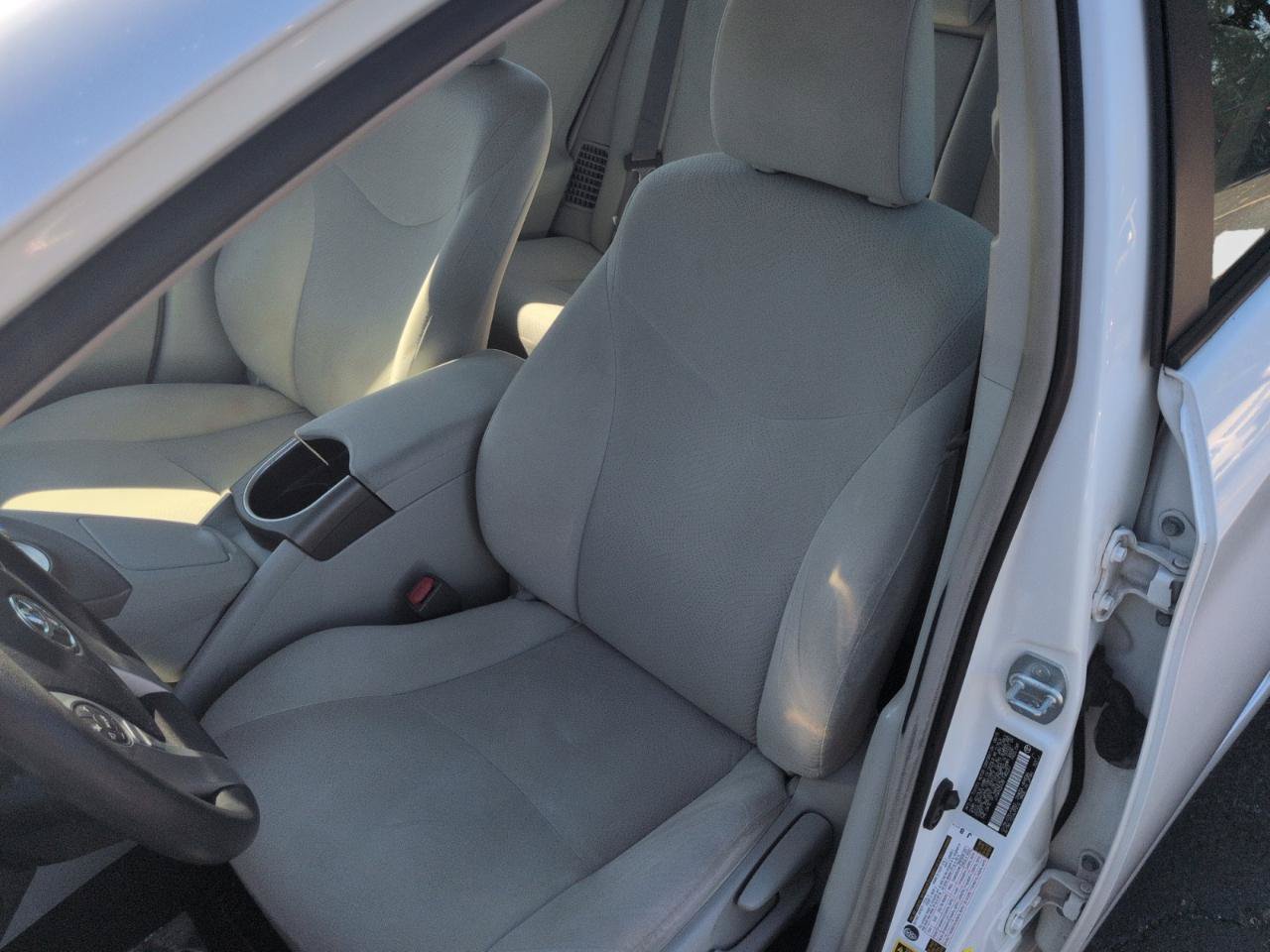 Used 2015 Toyota Prius Two FWD image 11