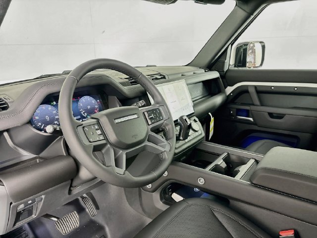 New 2026 Land Rover Defender 110 X-Dynamic SE AWD/4WD image 9