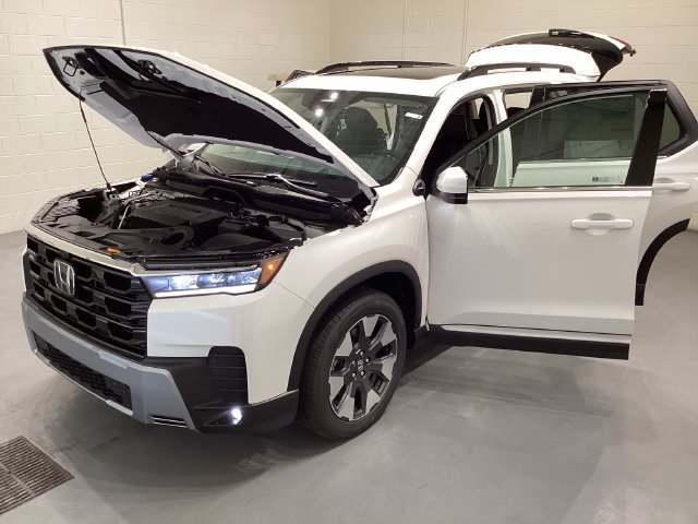 New 2026 Honda Pilot Elite image 11