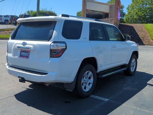 Used 2020 Toyota 4Runner SR5 Premium w/ Moonroof Package AWD/4WD image 5