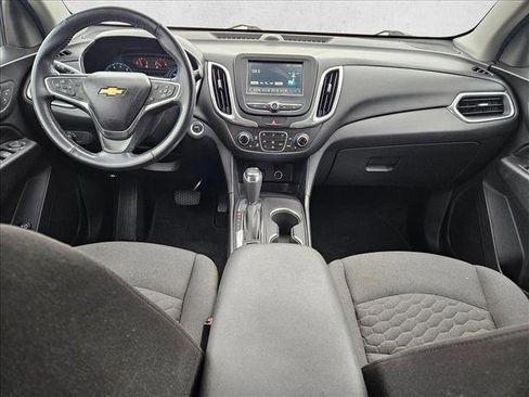 Used 2018 Chevrolet Equinox LT image 14