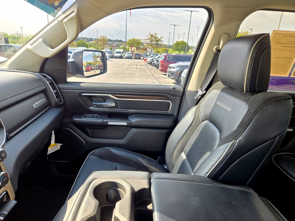 Used 2022 RAM 1500 Laramie AWD/4WD image 25