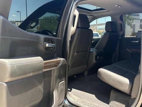 Used 2020 Chevrolet Silverado 1500 LT Trail Boss AWD/4WD image 31