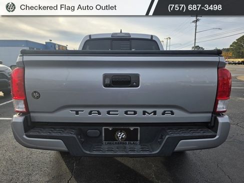 Used 2016 Toyota Tacoma SR image 6