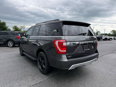 Used 2019 Ford Expedition XLT w/ Equipment Group 201A RWD image 4