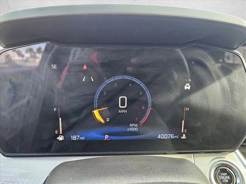 Used 2025 Chevrolet Trax LT image 11