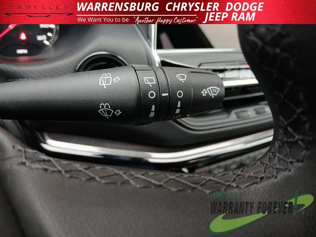 New 2026 Jeep Compass Latitude AWD/4WD image 17
