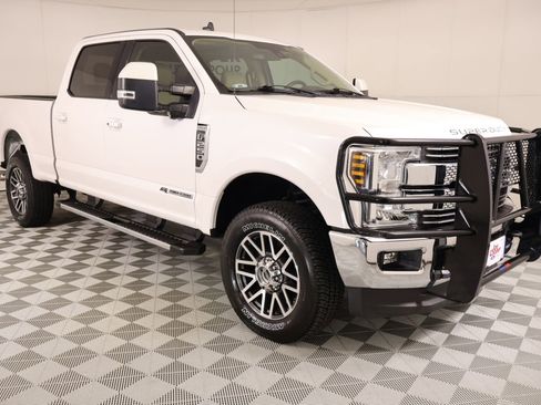 Used 2019 Ford F250 Lariat w/ Lariat Ultimate Package AWD/4WD image 1