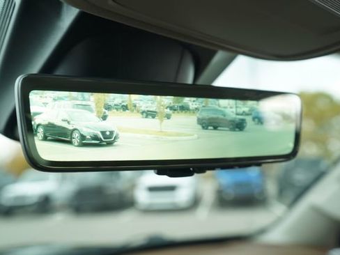 Used 2022 RAM 1500 Limited image 28