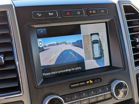 Used 2021 Ford Expedition XLT image 24