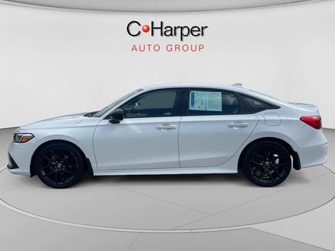Used 2024 Honda Civic Sport image 6