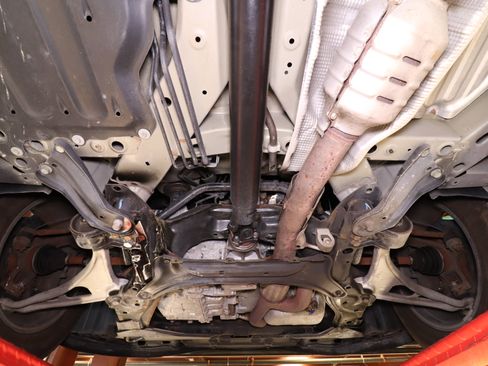 Used 2017 Acura MDX SH-AWD image 39