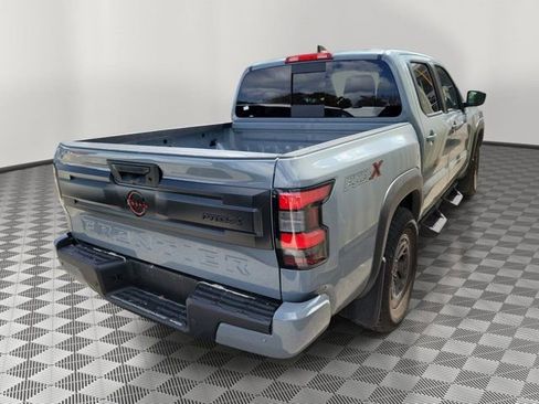 Used 2025 Nissan Frontier Pro-X RWD image 4