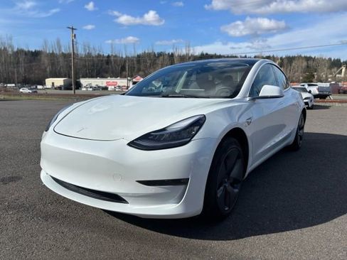 Used 2018 Tesla Model 3 Long Range image 3
