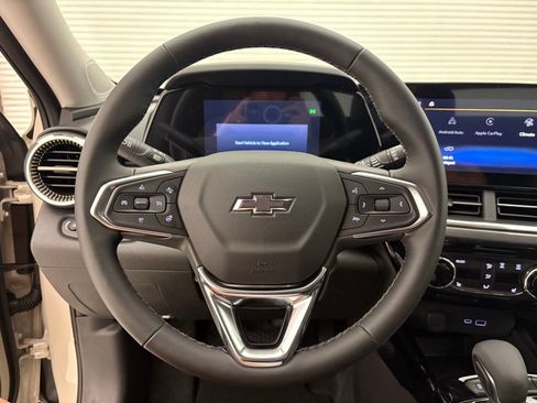 New 2026 Chevrolet Trax ACTIV w/ Driver Confidence Package FWD image 3