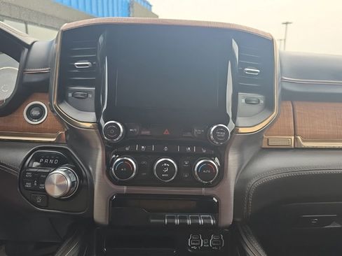 Used 2022 RAM 1500 Limited w/ Body Color Bumper Group AWD/4WD image 30