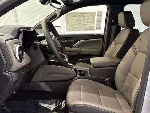 New 2026 Chevrolet Colorado ZR2 AWD/4WD image 12