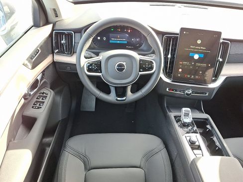 New 2026 Volvo XC90 B6 Plus image 6