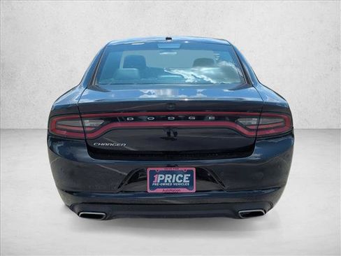 Used 2020 Dodge Charger SXT w/ Leather Interior Group RWD image 6