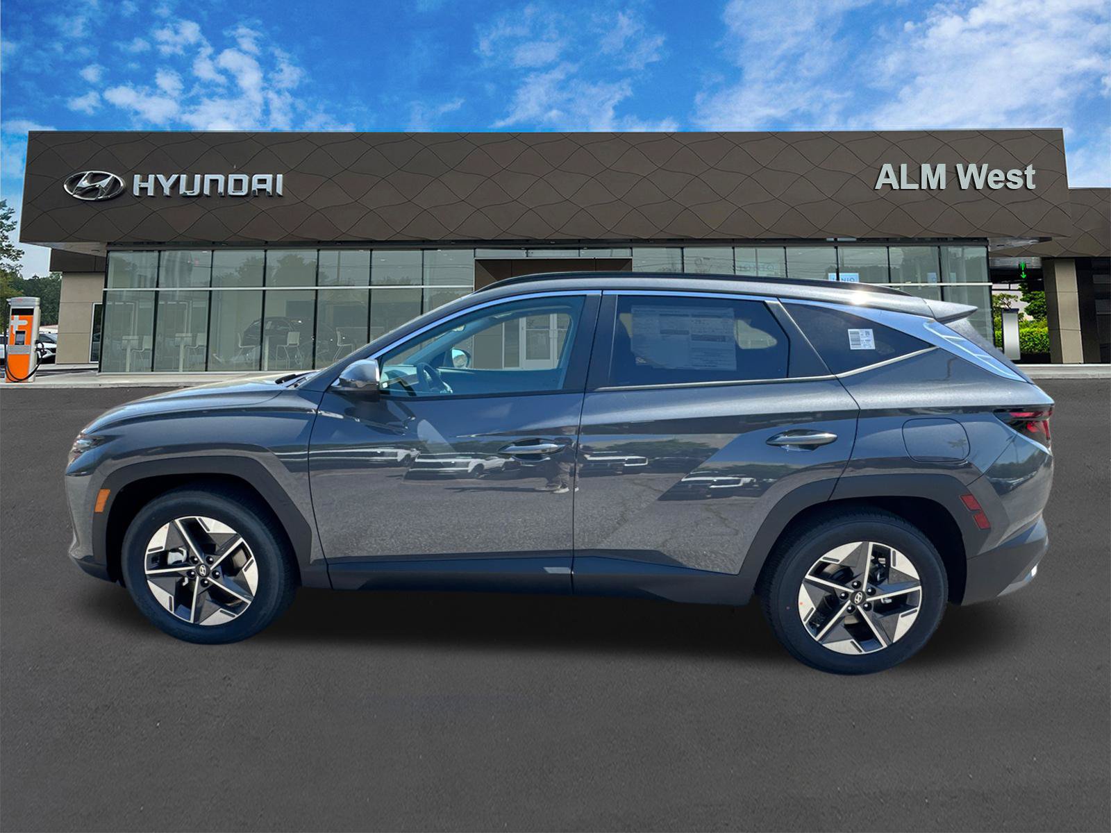 New 2026 Hyundai Tucson SEL Plus FWD image 9