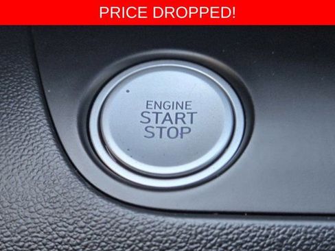 Used 2023 Hyundai Elantra Limited FWD image 21