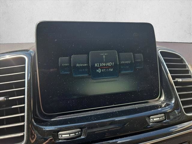 Used 2017 Mercedes-Benz GLS 450 4MATIC image 21
