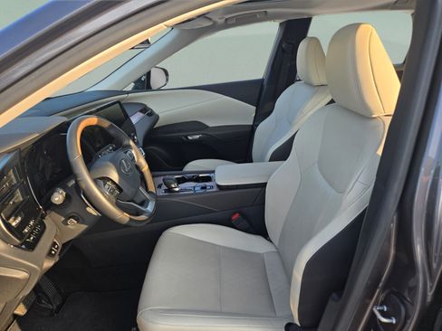 Used 2025 Lexus RX 350 Premium Plus w/ Accessory Package (Z1) FWD image 9