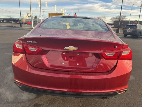 Used 2017 Chevrolet Malibu LT image 5