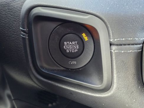 Used 2024 Jeep Wrangler Unlimited Rubicon w/ Convenience Group image 33