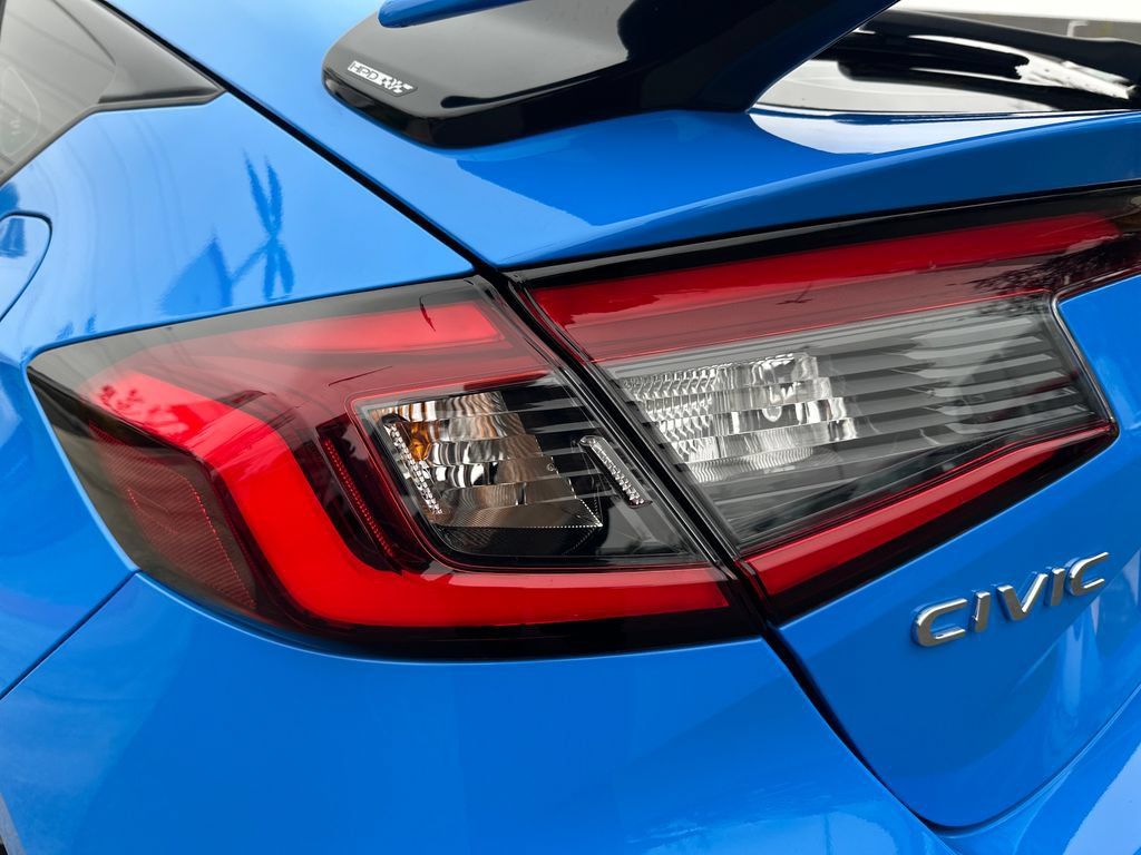 Used 2025 Honda Civic Sport image 10
