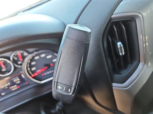 Used 2022 Chevrolet Silverado 1500 Custom w/ Safety Confidence Package image 18