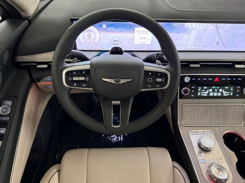 Used 2025 Genesis GV80 3.5T Advanced AWD/4WD image 14