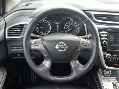 Used 2020 Nissan Murano SV w/ Premium Package AWD/4WD image 13