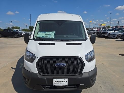 New 2025 Ford Transit 250 Base image 21