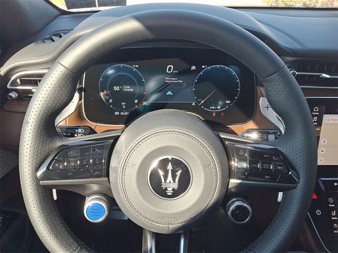 New 2026 Maserati Grecale Modena image 29