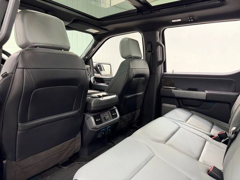 Used 2022 Ford F150 Lightning Lariat w/ Equipment Group 511A High image 16