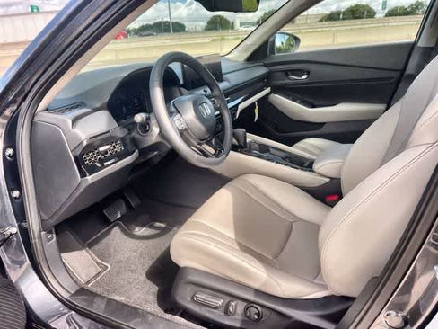 Used 2026 Honda Accord EX-L image 3